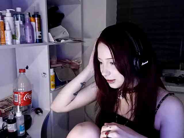 emoemily webcam