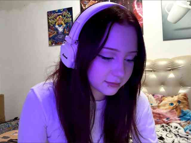 emoemily webcam