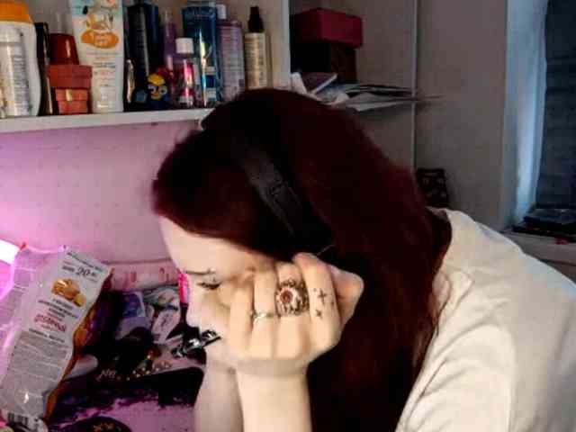 emoemily emoemily
