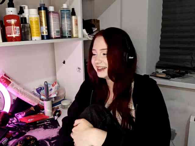 emoemily webcam