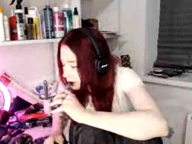 emoemily webcam