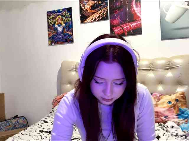 emoemily webcam