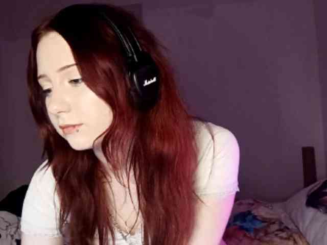 emoemily webcam