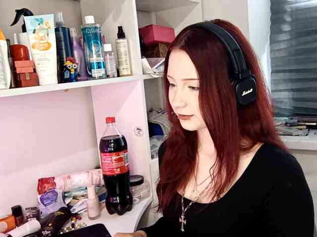 emoemily webcam