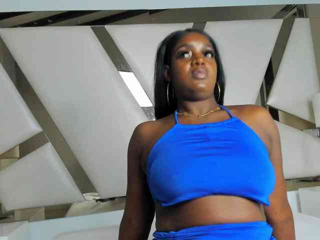 Модель: PaulaWeston1