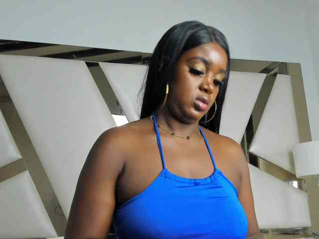 Модель: PaulaWeston1