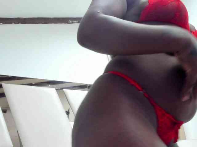 PaulaWeston1
