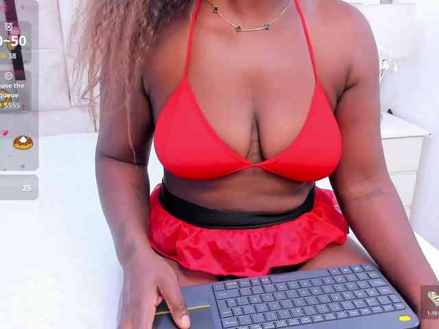 PaulaWeston1 webcam