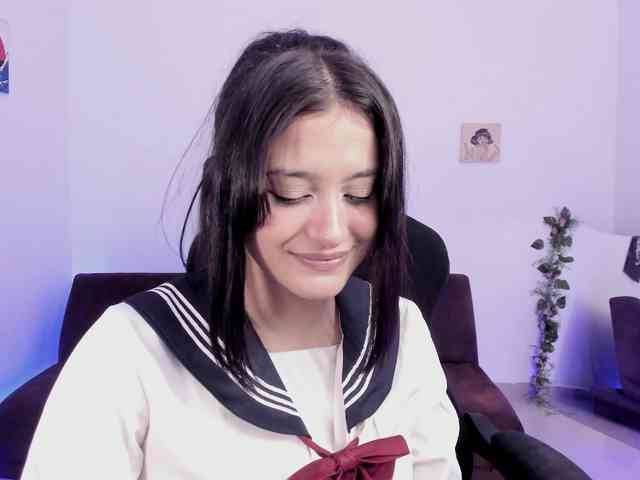 Lizzy-c-e-e webcam