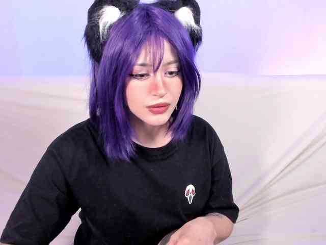 Lizzy-c-e-e webcam