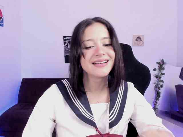 Lizzy-c-e-e Live Webcam on BongaCams
