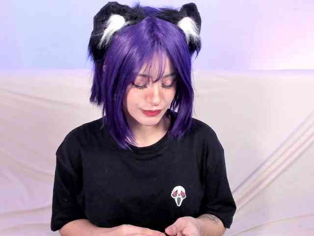 Lizzy-c-e-e webcam