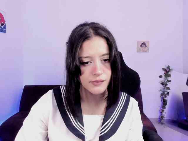 Lizzy-c-e-e Live Webcam on BongaCams