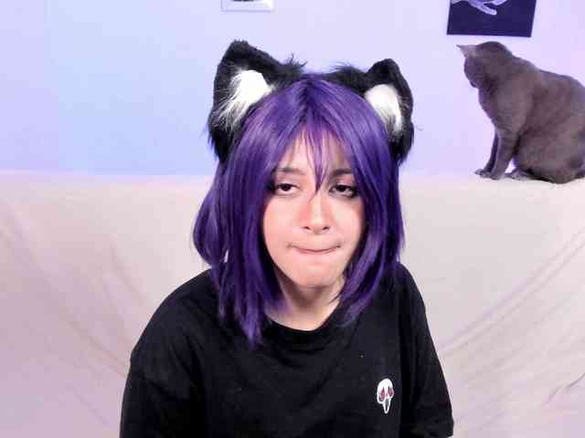 Lizzy-c-e-e webcam