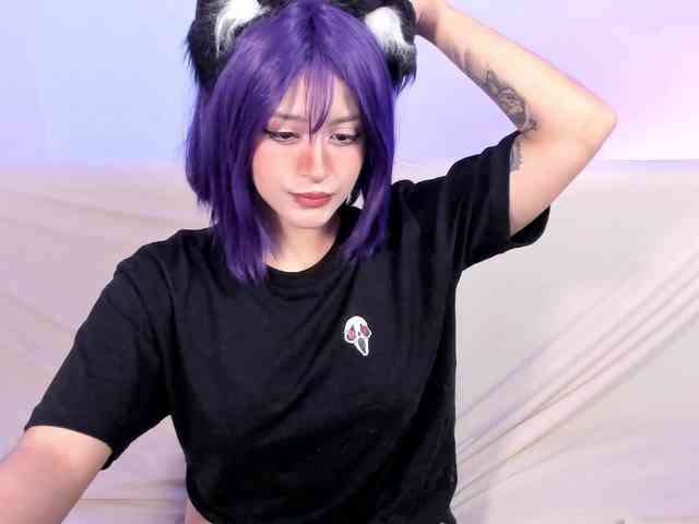Lizzy-c-e-e webcam