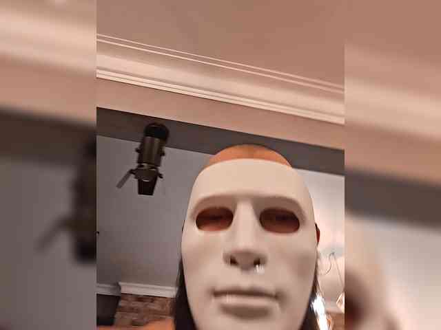 Famylibot Sex Cam Show