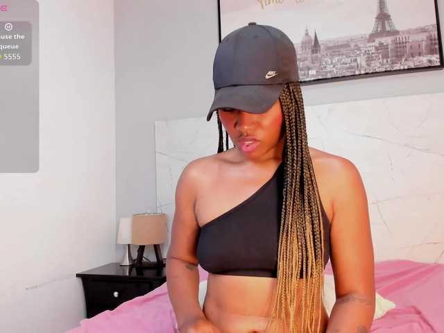 SANAIAHOT live cam on BongaCams