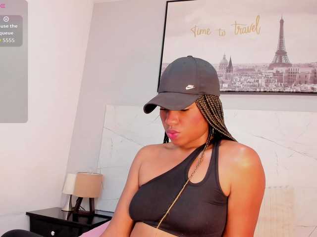 SANAIAHOT live cam on BongaCams