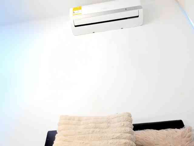 SANAIAHOT webcam