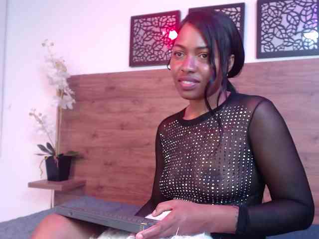 SANAIAHOT webcam