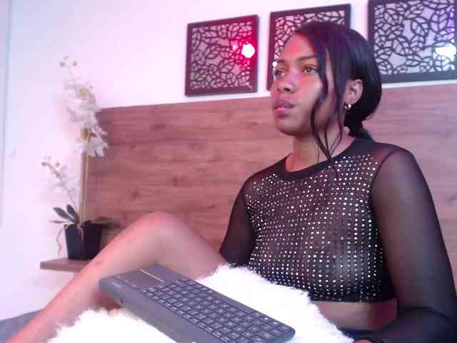 Model: SANAIAHOT