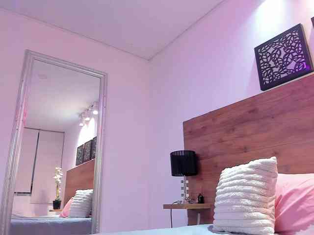 SANAIAHOT webcam