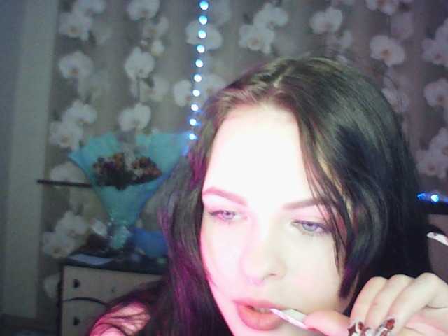Molly-Klinkin Live Cam on BongaCams