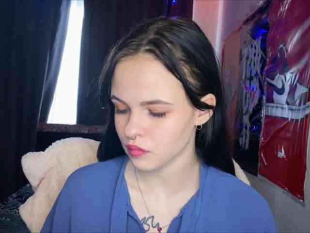 Molly-Klinkin webcam