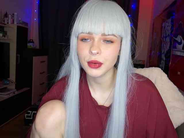 Molly-Klinkin webcam