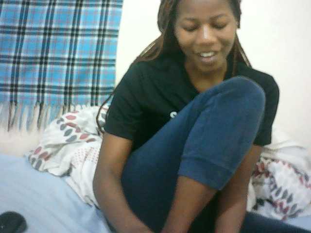 Sexyqueen2 live cam on BongaCams