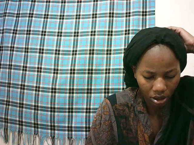Sexyqueen2 live webcam show