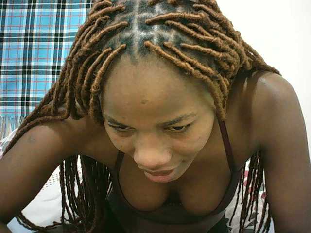 Sexyqueen2 live webcam show