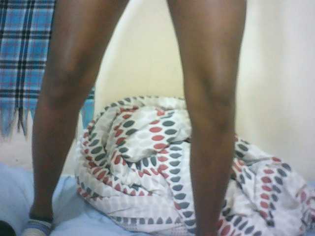 Sexyqueen2 live cam on BongaCams