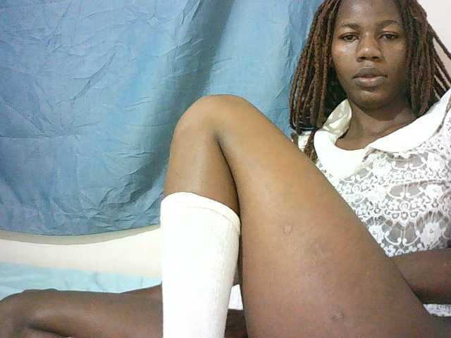 Sexyqueen2 live cam on BongaCams