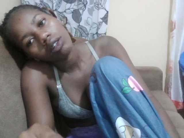 Sexyqueen2 live cam preview