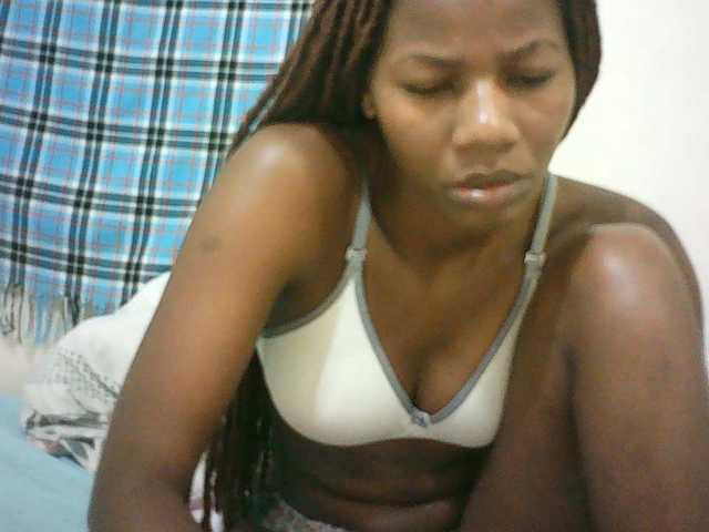Sexyqueen2 live cam preview