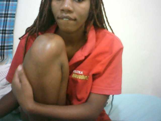 Sexyqueen2 live cam on BongaCams