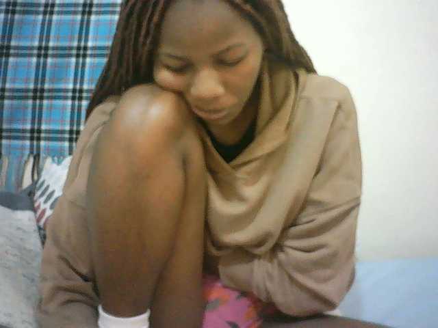 Sexyqueen2 live cam preview