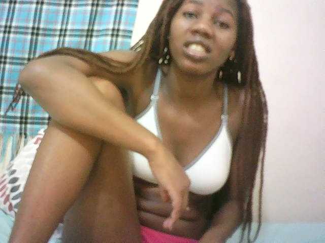 Sexyqueen2 live cam preview