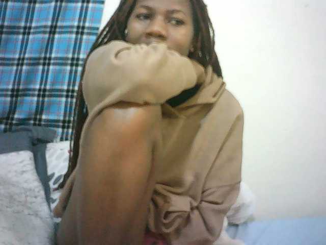 Sexyqueen2 live cam preview