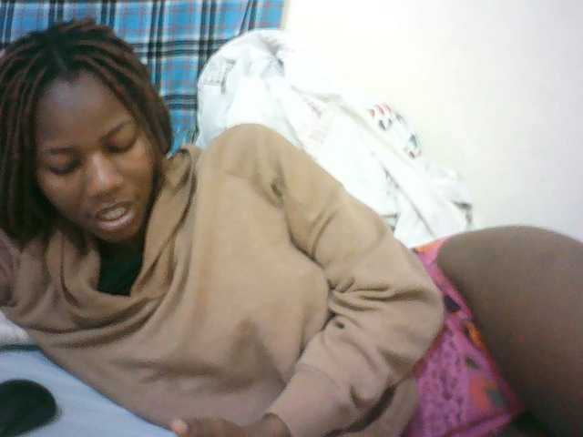 Sexyqueen2 live cam preview