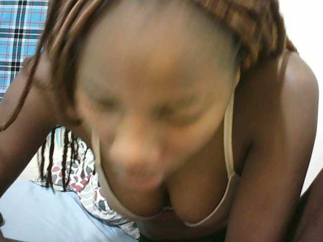Sexyqueen2 live webcam show