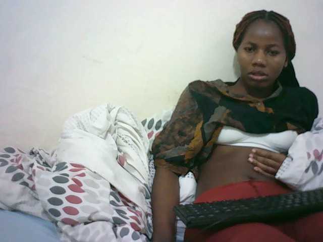 Sexyqueen2 live cam on BongaCams