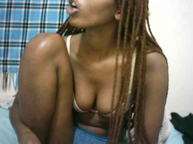 Sexyqueen2 webcam