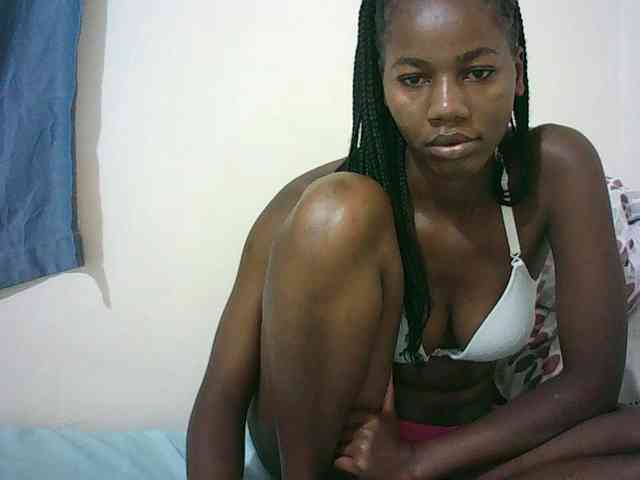 Sexyqueen2 webcam