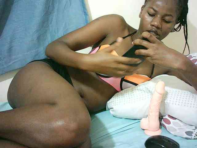 Sexyqueen2 webcam