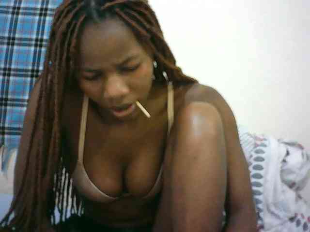 Sexyqueen2 webcam