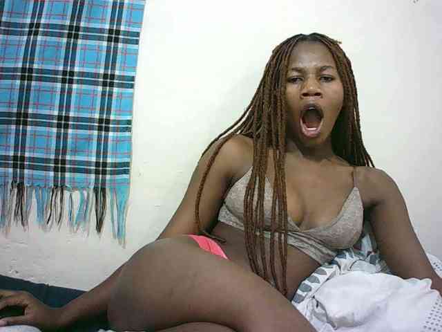 Sexyqueen2 webcam
