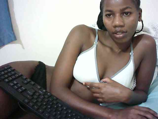 Sexyqueen2 webcam