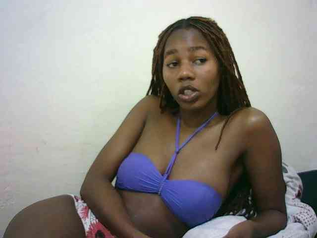 Sexyqueen2 webcam